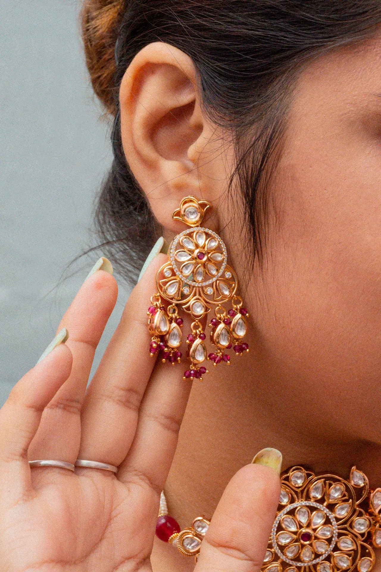Designer Gold Plated Kundan Choker Style Necklace with Earrings (D850)