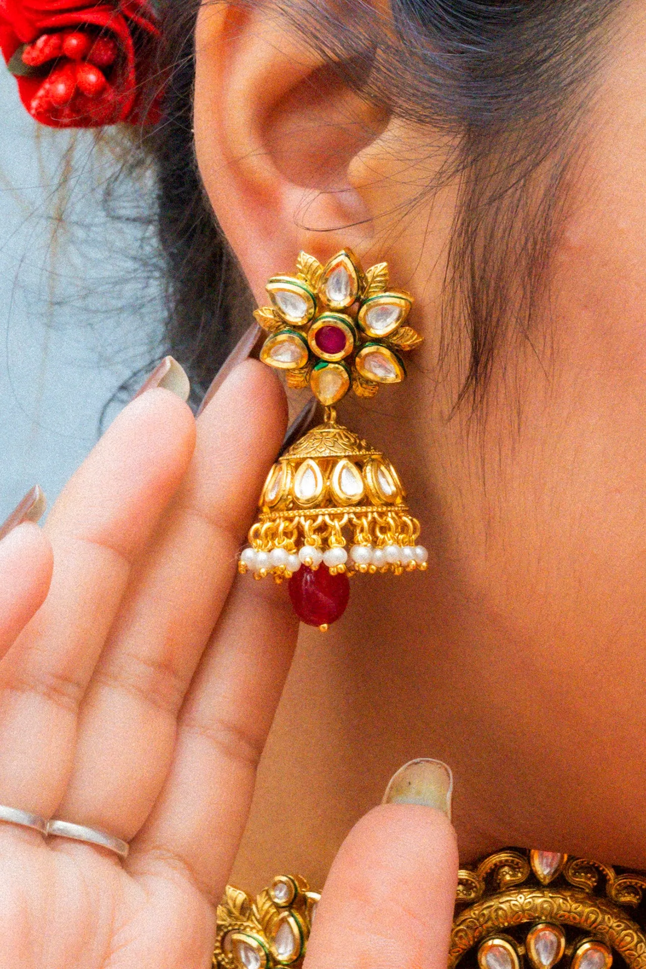 Designer Gold Plated Royal Kundan Choker Style Necklace with Earrings (D861)