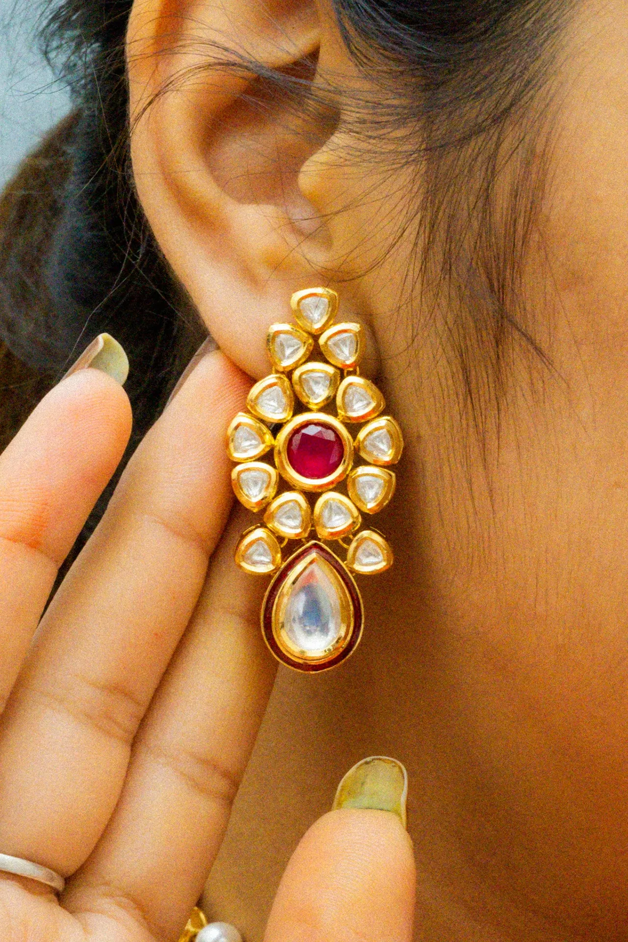 Designer Gold Plated Royal Kundan Choker Style Necklace with Earrings (D863)