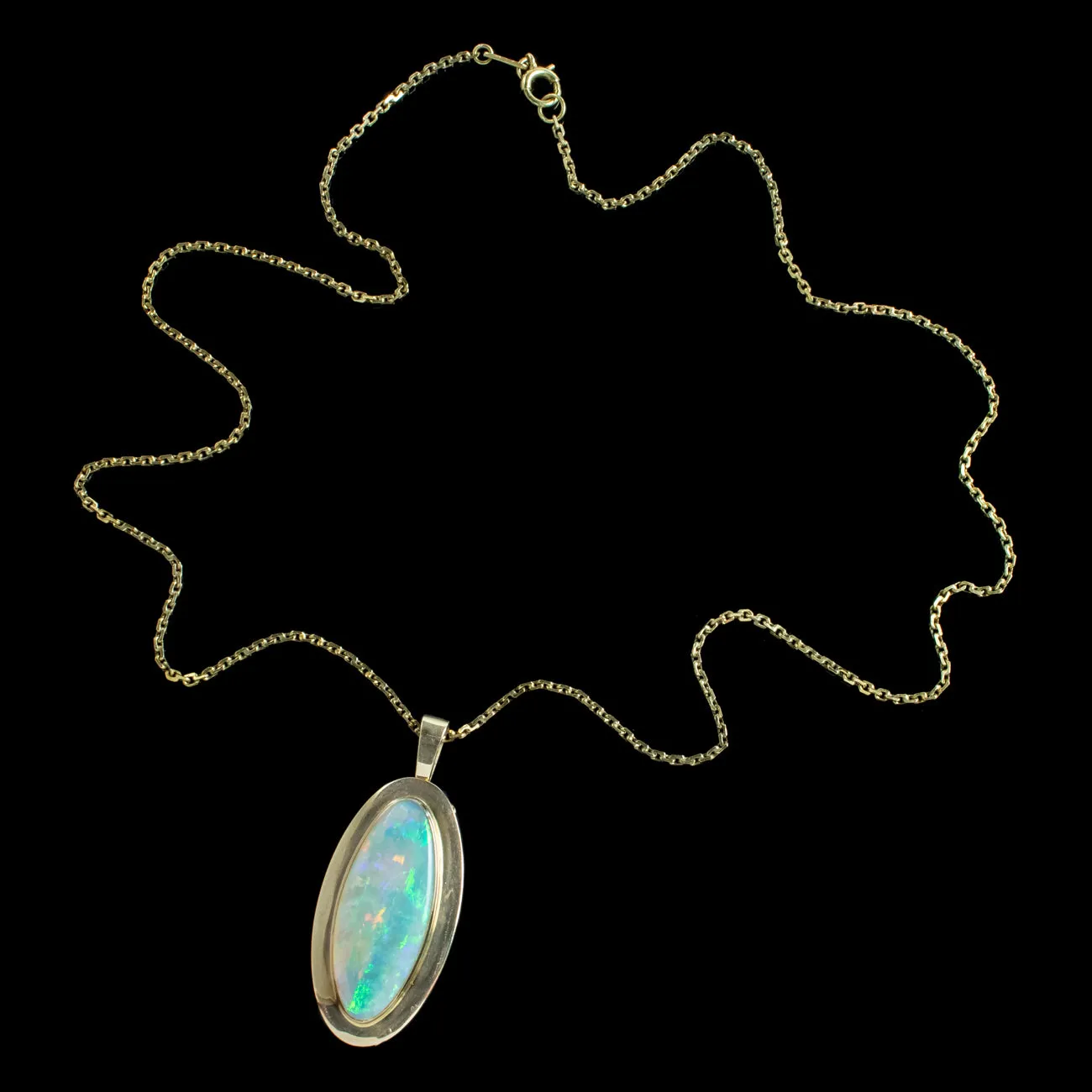 Vintage Opal Pendant Necklace 18ct Gold